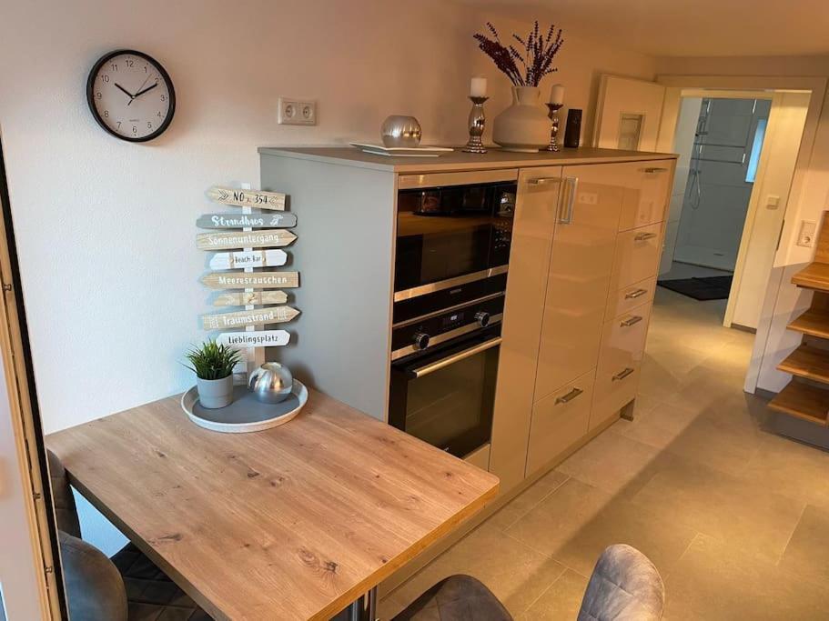 Ferienwohnung Hereinspaziert Вильгельмсхафен Экстерьер фото